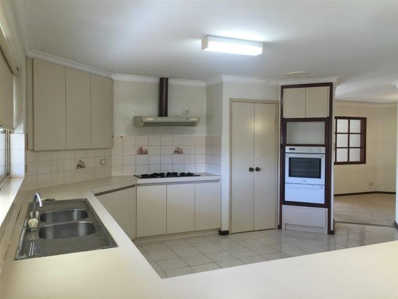 19 Northmore Crescent, Winthrop WA 6150