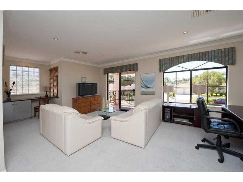 7 Wilding Place, Bull Creek WA 6149