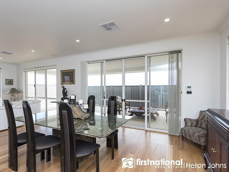 33 Longford Road, Beaconsfield WA 6162