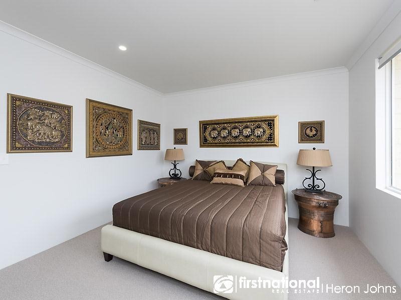 33 Longford Road, Beaconsfield WA 6162