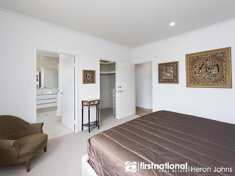 33 Longford Road, Beaconsfield WA 6162