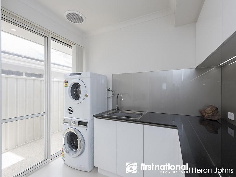 33 Longford Road, Beaconsfield WA 6162