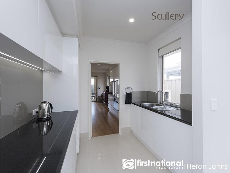 33 Longford Road, Beaconsfield WA 6162