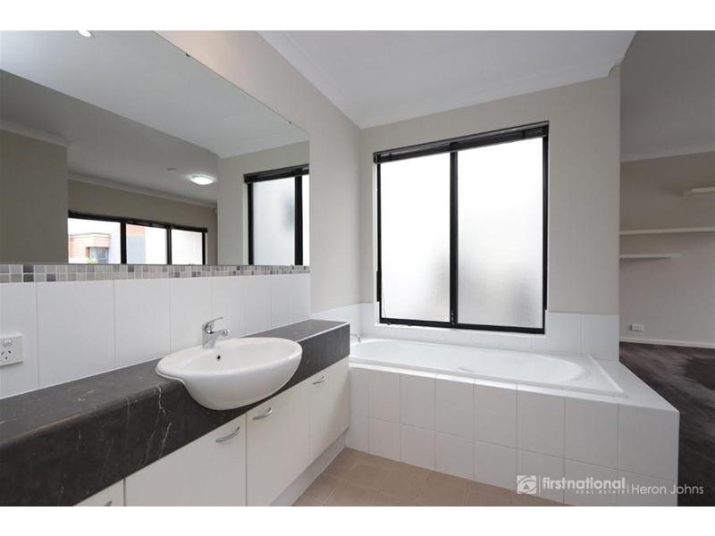 2/51 Tidewater Way, Ascot WA 6104