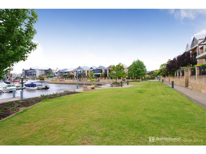 2/51 Tidewater Way, Ascot WA 6104
