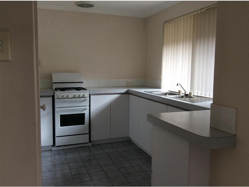 2/531 Canning Highway, Alfred Cove WA 6154