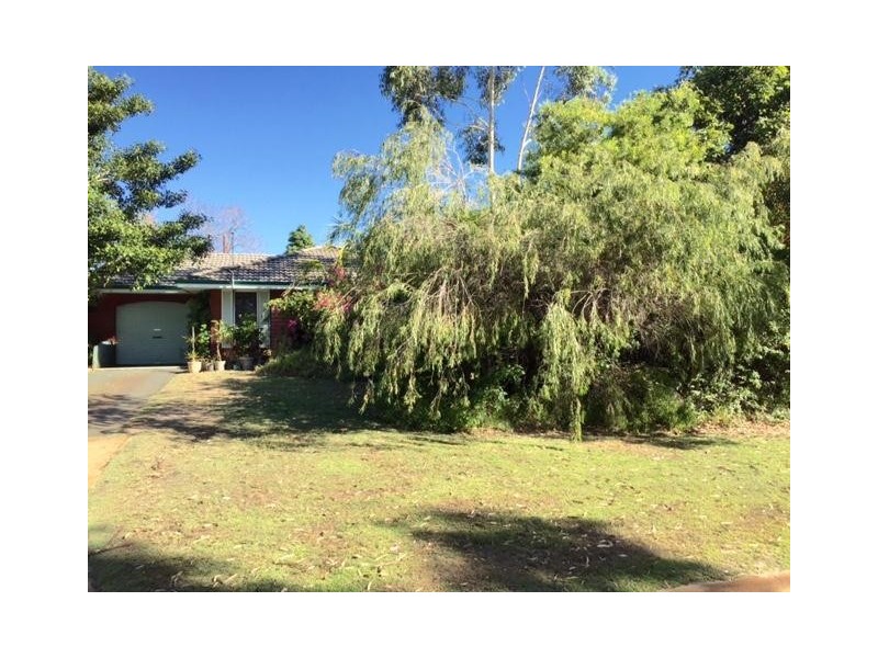 13 Glennon Way, Rossmoyne WA 6148