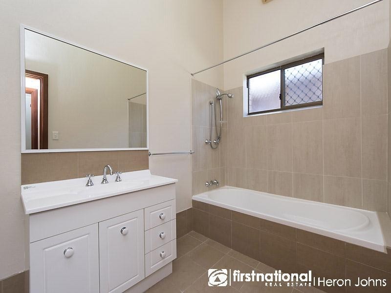 16 Salmond Way, Bull Creek WA 6149