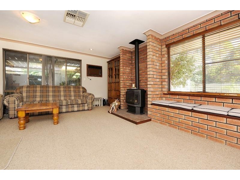 38 Leichhardt Street, Bull Creek WA 6149