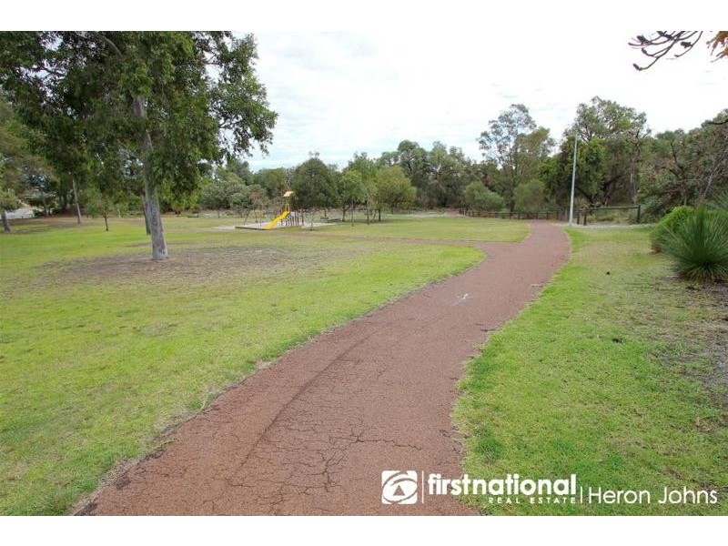 3A Classon Gardens, Leeming WA 6149