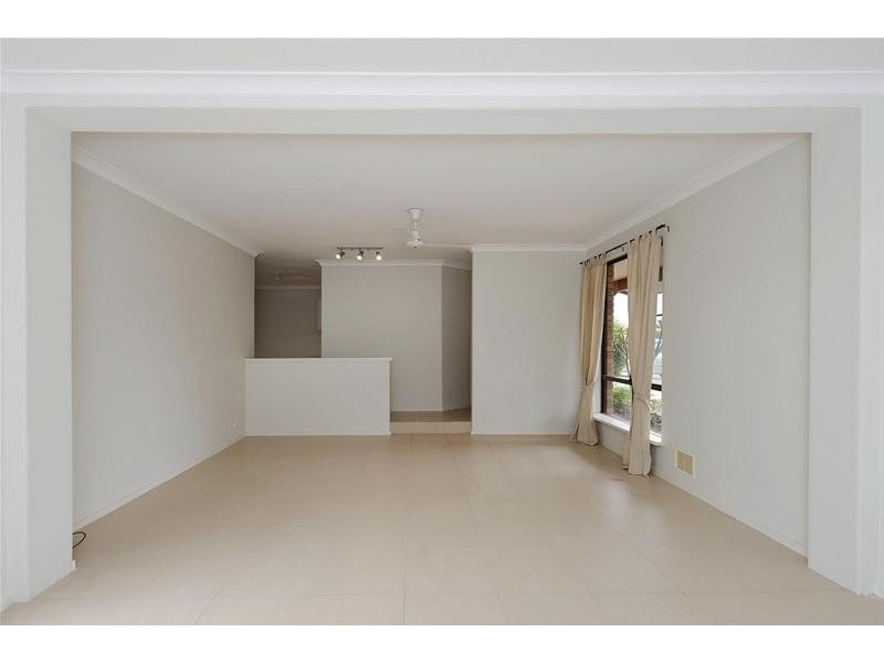 8C Roche Court, Bull Creek WA 6149