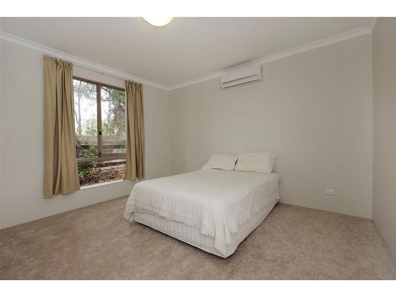 8C Roche Court, Bull Creek WA 6149