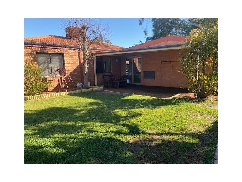 8C Roche Court, Bull Creek WA 6149