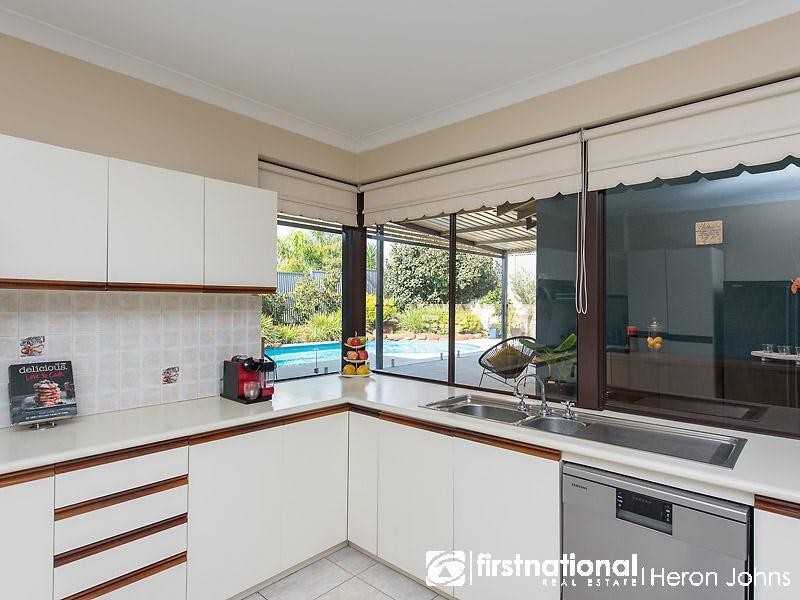 8 Tintal Way, Bateman WA 6150