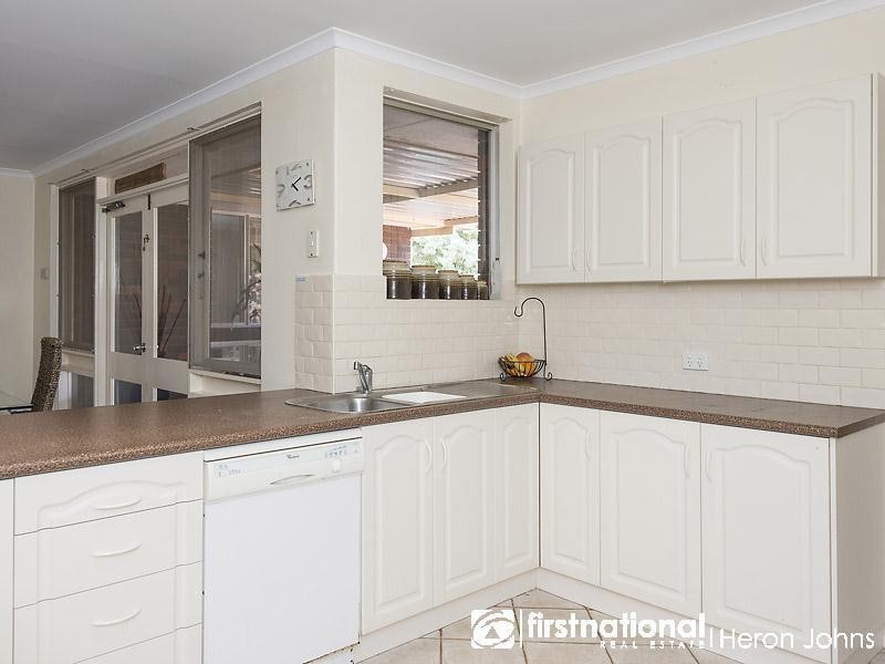 11 Vigors Avenue, Bull Creek WA 6149