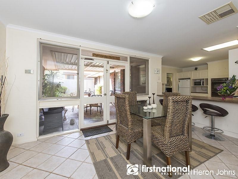 11 Vigors Avenue, Bull Creek WA 6149