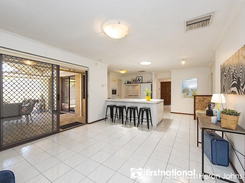 16 Broadhurst Crescent, Bateman WA 6150