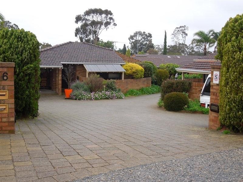 10/26 Earlston Way, Booragoon WA 6154