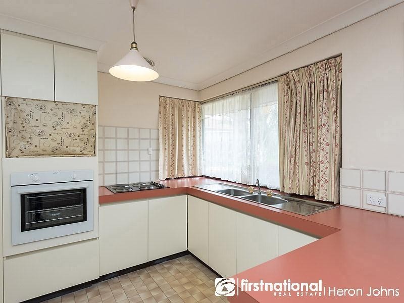 29 Blandfield Way, Parkwood WA 6147