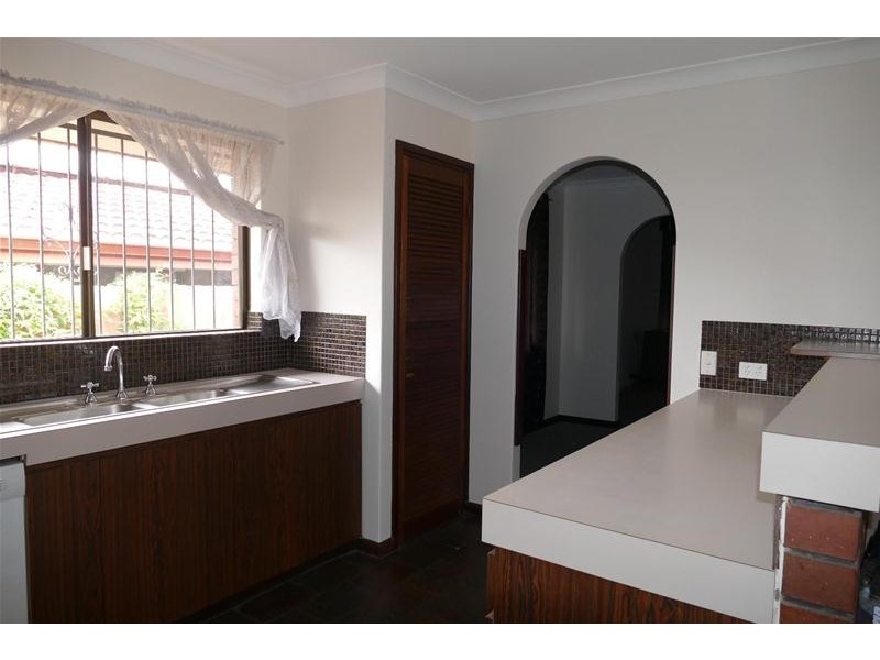 36 Matthew Avenue, Leeming WA 6149