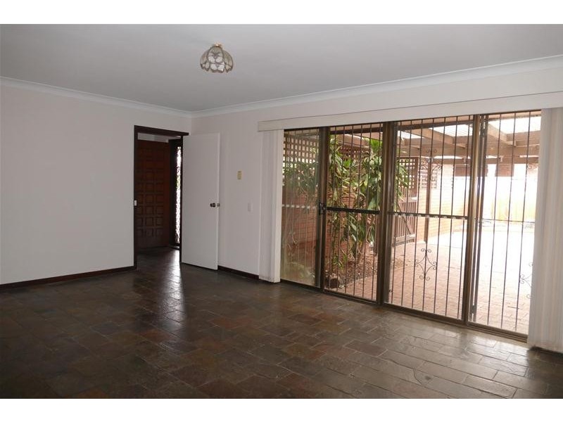 36 Matthew Avenue, Leeming WA 6149