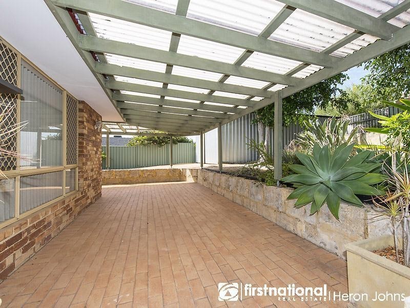 44 Hillock Circle, Leeming WA 6149