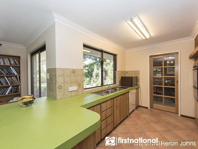 12 Downer Way, Bull Creek WA 6149