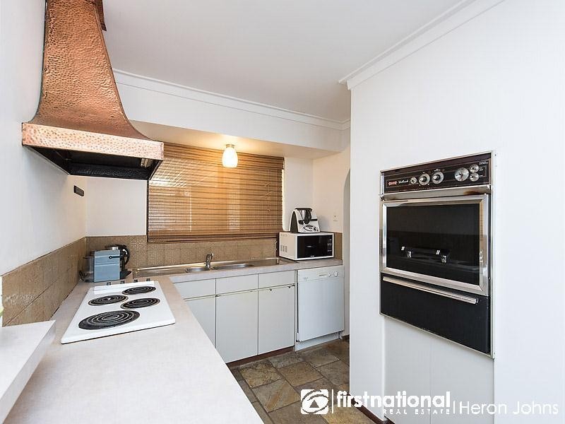 8 Salmond Way, Bull Creek WA 6149