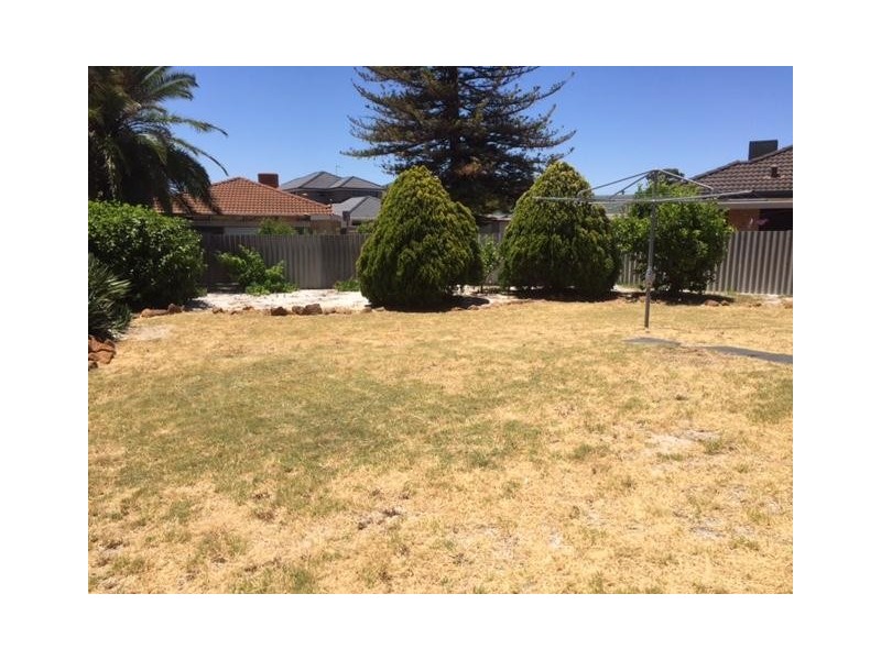 28A Parklands Square, Riverton WA 6148