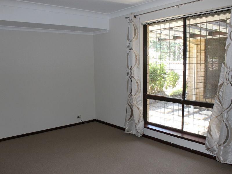 6 Nigel Court, Leeming WA 6149