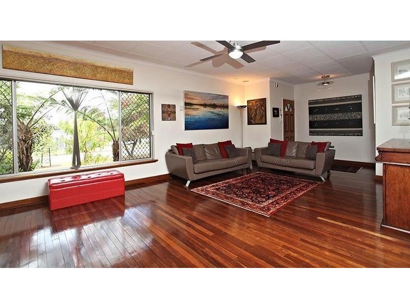 4 Gough Place, Booragoon WA 6154