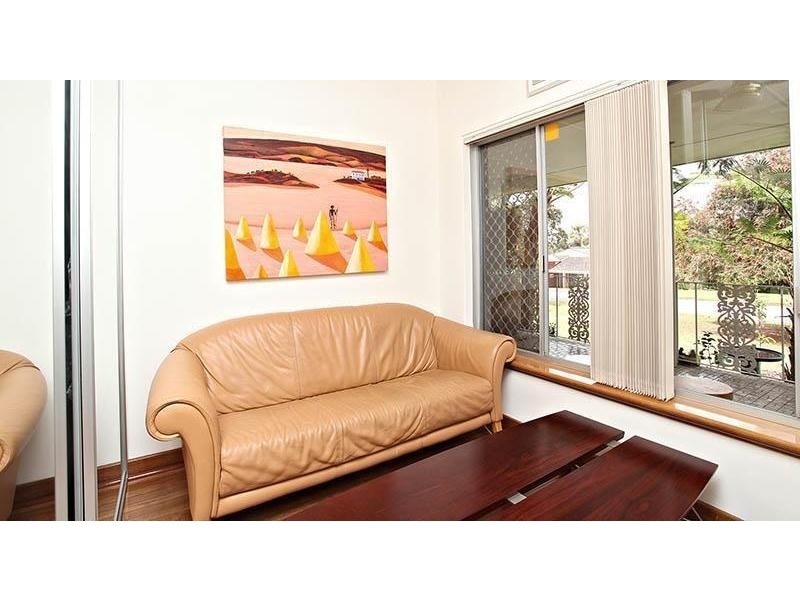 4 Gough Place, Booragoon WA 6154