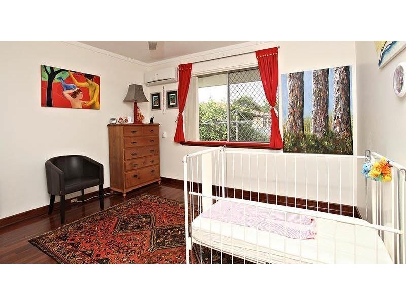 4 Gough Place, Booragoon WA 6154