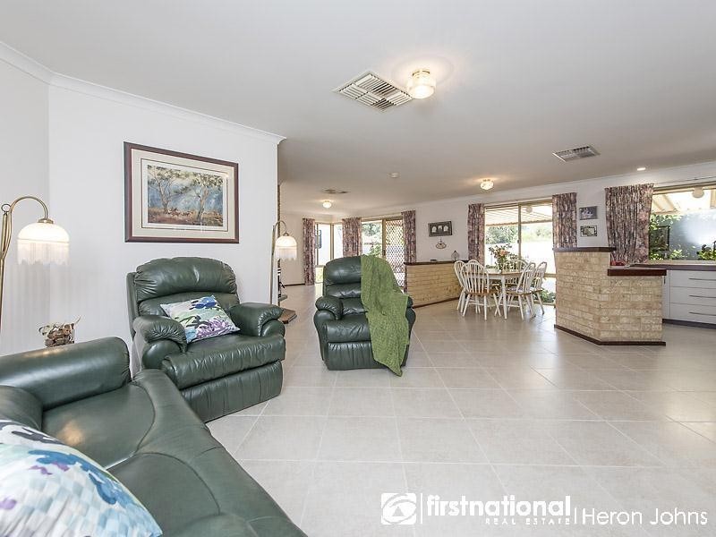 1 Anstie Way, Bull Creek WA 6149