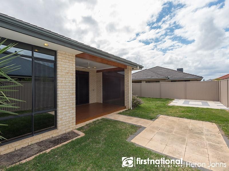 44 Walkingdale Promenade, Southern River WA 6110
