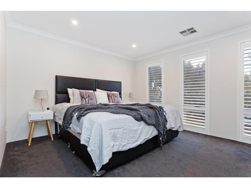 12B Mandala Crescent, Bateman WA 6150