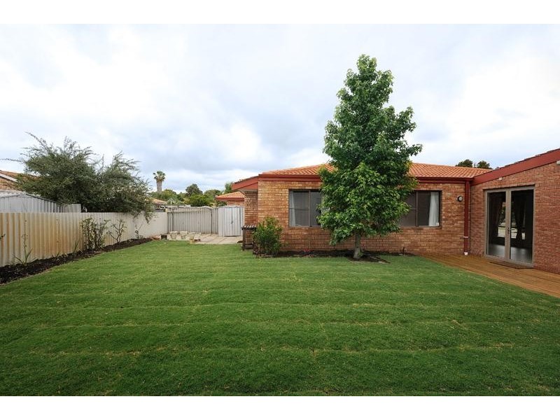 8c Roche Court, Bull Creek WA 6149