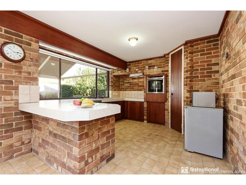 16 Pearson Crescent, Bull Creek WA 6149