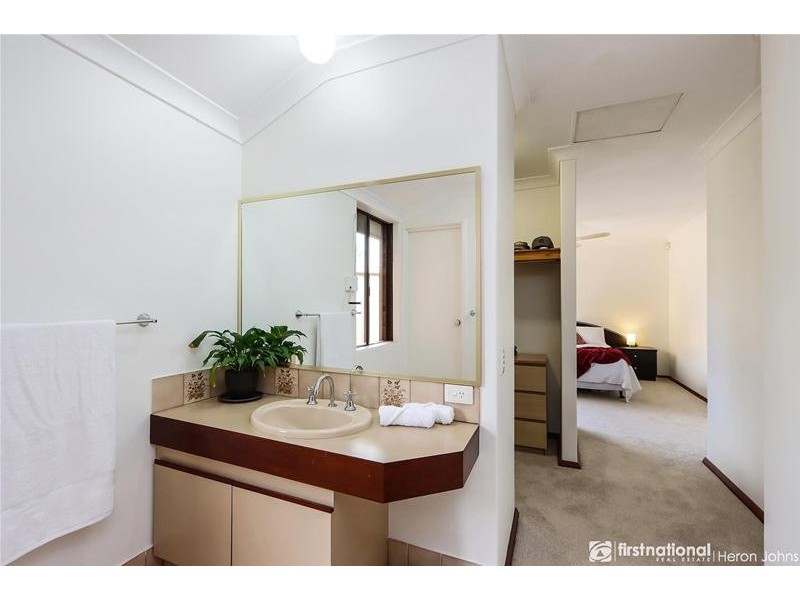 16 Pearson Crescent, Bull Creek WA 6149