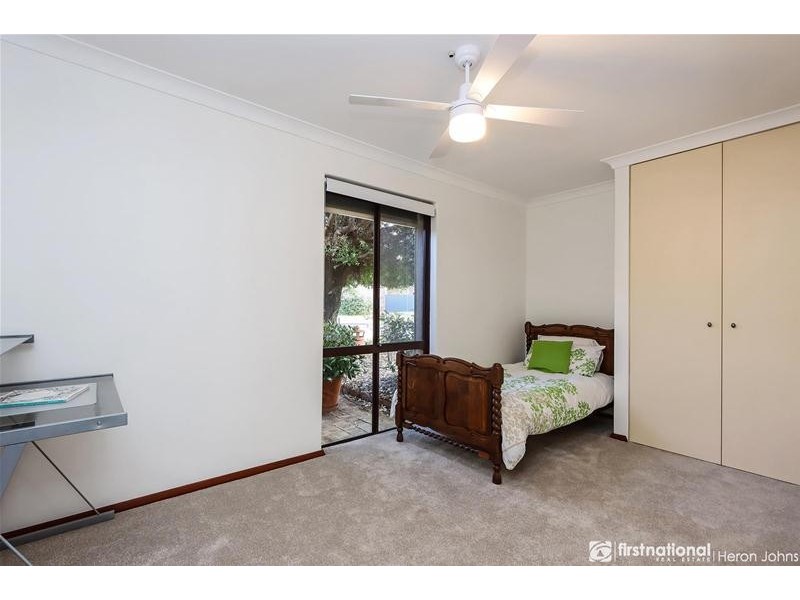 16 Pearson Crescent, Bull Creek WA 6149