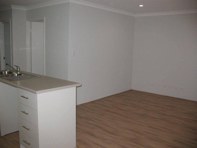 67 Ryhill Crescent, Wellard WA 6170