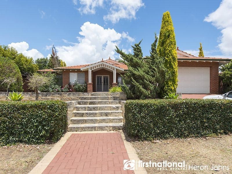 14 Geranium Place, Canning Vale WA 6155