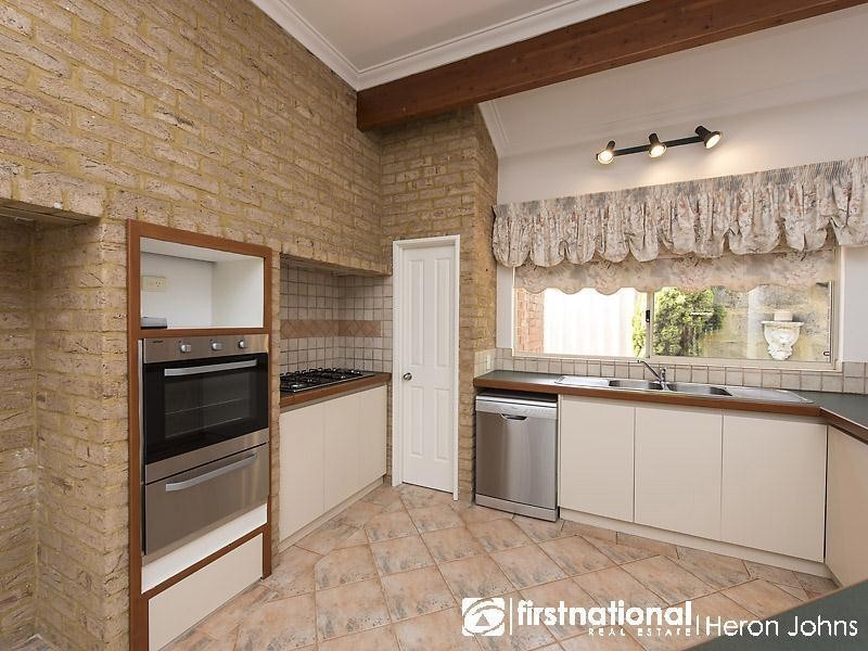 14 Geranium Place, Canning Vale WA 6155