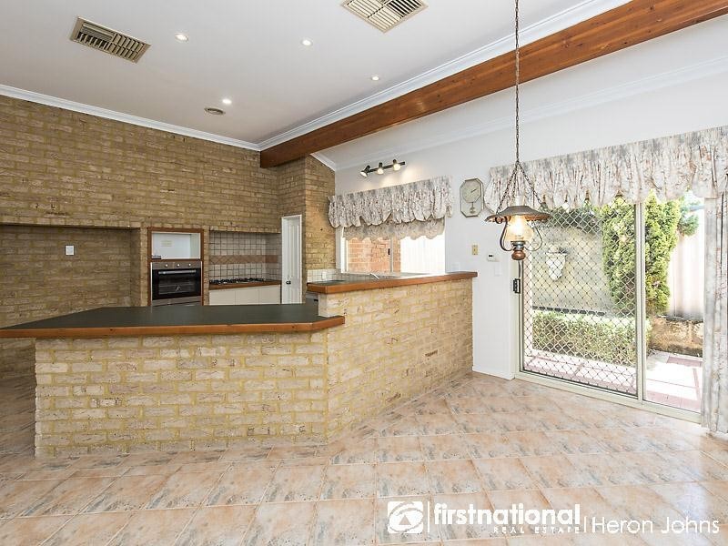 14 Geranium Place, Canning Vale WA 6155