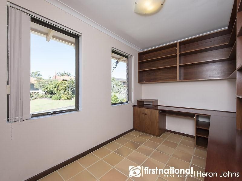 16 Salmond Way, Bull Creek WA 6149