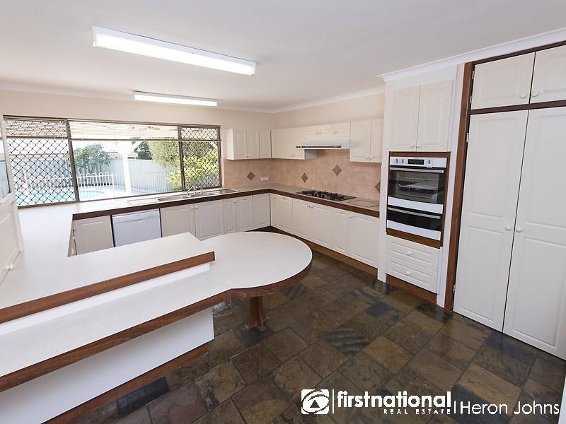 16 Salmond Way, Bull Creek WA 6149