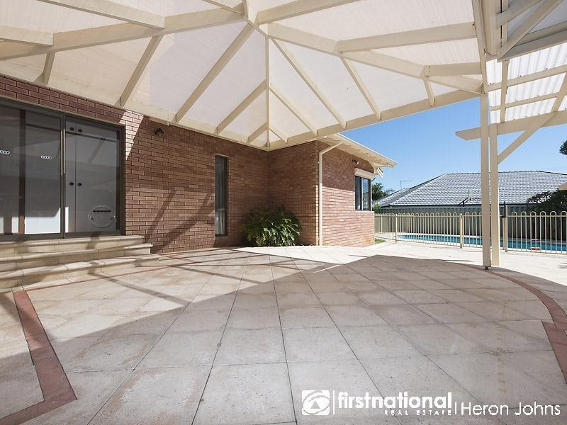 16 Salmond Way, Bull Creek WA 6149