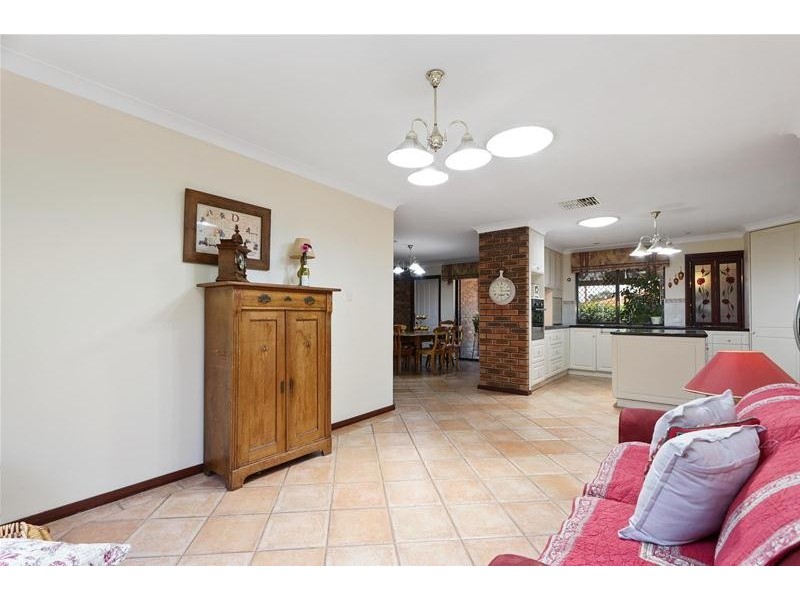 33 Hogarth Way, Bateman WA 6150