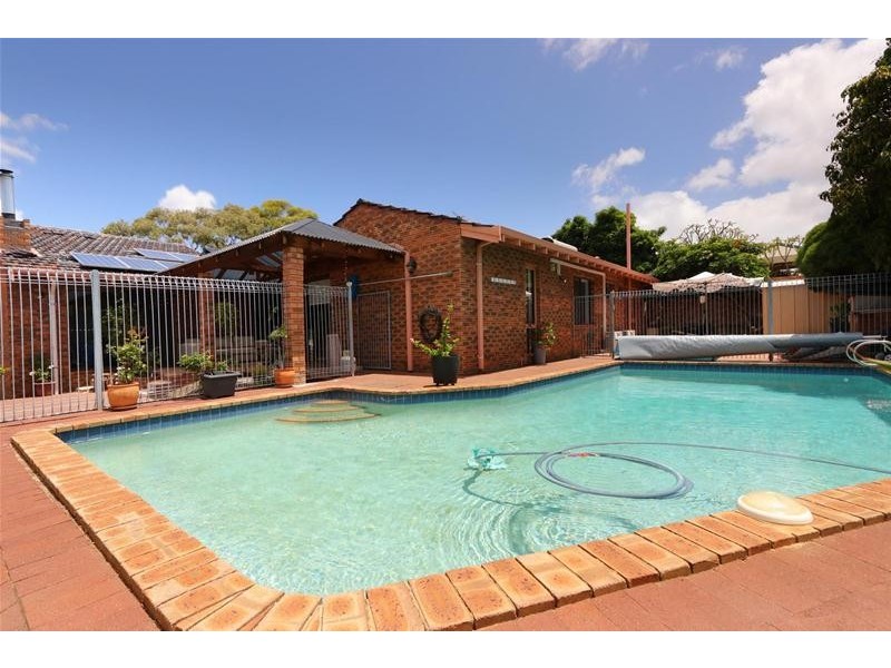 33 Hogarth Way, Bateman WA 6150