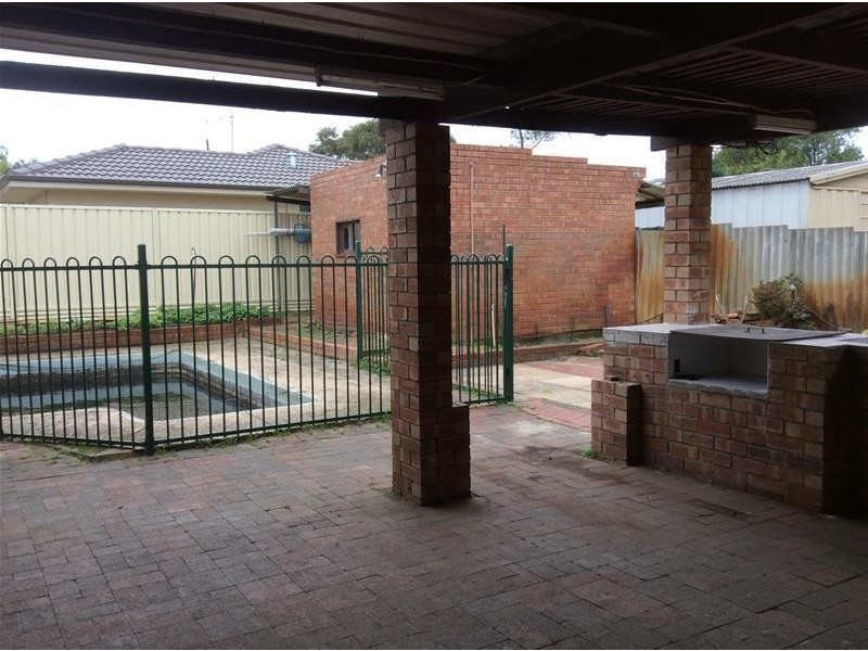 91 Dean Road, Bateman WA 6150